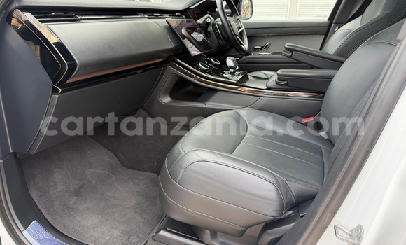 Nunua Imported Land Rover Range Rover Sport Nyeupe Gari ndani ya Dar es Salaam nchini Dar es Salaam Nunua Imported Land Rover Range Rover Sport Nyeupe Gari ndani ya Dar es Salaam nchini Dar es Salaam