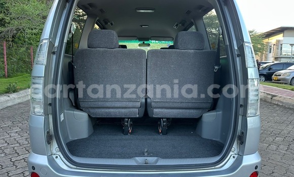 Nunua Imported Toyota Voxy Fedha Gari ndani ya Dar es Salaam nchini Dar es Salaam Nunua Imported Toyota Voxy Fedha Gari ndani ya Dar es Salaam nchini Dar es Salaam