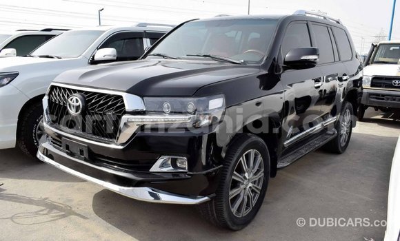 Buy Import Toyota Land Cruiser Black Car in Import - Dubai in Arusha Buy Import Toyota Land Cruiser Black Car in Import - Dubai in Arusha