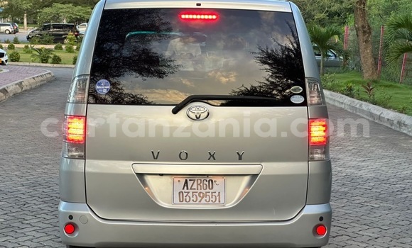 Nunua Imported Toyota Voxy Fedha Gari ndani ya Dar es Salaam nchini Dar es Salaam Nunua Imported Toyota Voxy Fedha Gari ndani ya Dar es Salaam nchini Dar es Salaam