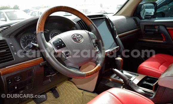 Buy Import Toyota Land Cruiser Black Car in Import - Dubai in Arusha Buy Import Toyota Land Cruiser Black Car in Import - Dubai in Arusha