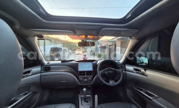 Nunua Ilio tumika Subaru Forester Nyeupe Gari ndani ya Dar es Salaam nchini Dar es Salaam Nunua Ilio tumika Subaru Forester Nyeupe Gari ndani ya Dar es Salaam nchini Dar es Salaam
