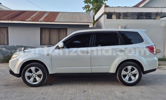 Nunua Ilio tumika Subaru Forester Nyeupe Gari ndani ya Dar es Salaam nchini Dar es Salaam Nunua Ilio tumika Subaru Forester Nyeupe Gari ndani ya Dar es Salaam nchini Dar es Salaam