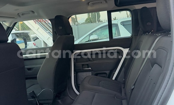 Nunua Imported Land Rover Defender Nyingine Gari ndani ya Dar es Salaam nchini Dar es Salaam Nunua Imported Land Rover Defender Nyingine Gari ndani ya Dar es Salaam nchini Dar es Salaam