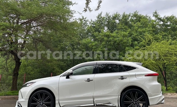 Nunua Imported Toyota Harrier Nyeupe Gari ndani ya Dar es Salaam nchini Dar es Salaam Nunua Imported Toyota Harrier Nyeupe Gari ndani ya Dar es Salaam nchini Dar es Salaam