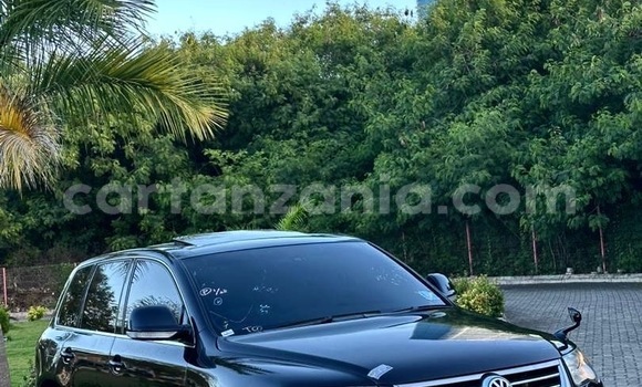 Nunua Ilio tumika Volkswagen Touareg Nyeusi Gari ndani ya Dar es Salaam nchini Dar es Salaam Nunua Ilio tumika Volkswagen Touareg Nyeusi Gari ndani ya Dar es Salaam nchini Dar es Salaam