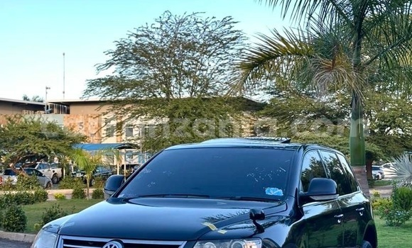 Nunua Ilio tumika Volkswagen Touareg Nyeusi Gari ndani ya Dar es Salaam nchini Dar es Salaam Nunua Ilio tumika Volkswagen Touareg Nyeusi Gari ndani ya Dar es Salaam nchini Dar es Salaam