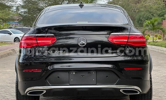 Nunua Imported Mercedes‒Benz GLC Coupe Nyeusi Gari ndani ya Dar es Salaam nchini Dar es Salaam Nunua Imported Mercedes‒Benz GLC Coupe Nyeusi Gari ndani ya Dar es Salaam nchini Dar es Salaam