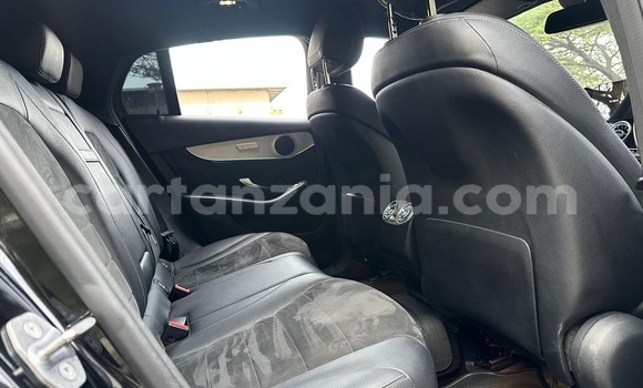 Nunua Imported Mercedes‒Benz GLC Coupe Nyeusi Gari ndani ya Dar es Salaam nchini Dar es Salaam Nunua Imported Mercedes‒Benz GLC Coupe Nyeusi Gari ndani ya Dar es Salaam nchini Dar es Salaam
