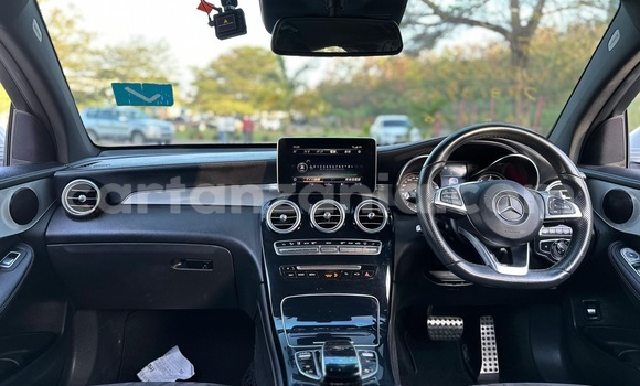 Nunua Imported Mercedes‒Benz GLC Coupe Nyeusi Gari ndani ya Dar es Salaam nchini Dar es Salaam Nunua Imported Mercedes‒Benz GLC Coupe Nyeusi Gari ndani ya Dar es Salaam nchini Dar es Salaam
