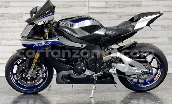 Nunua Ilio tumika Yamaha YZF Nyeusi Bike ndani ya Dar es Salaam nchini Dar es Salaam Nunua Ilio tumika Yamaha YZF Nyeusi Bike ndani ya Dar es Salaam nchini Dar es Salaam