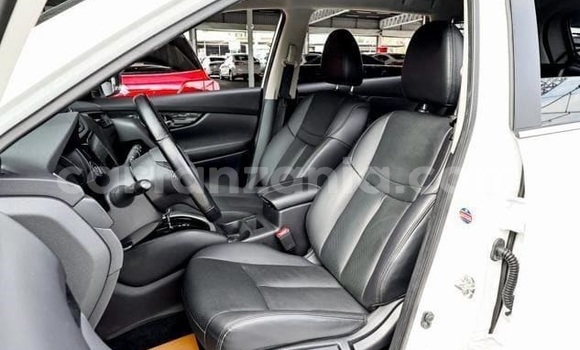 Buy Used Nissan X–Trail White Car in Dar es Salaam in Dar es Salaam Buy Used Nissan X–Trail White Car in Dar es Salaam in Dar es Salaam
