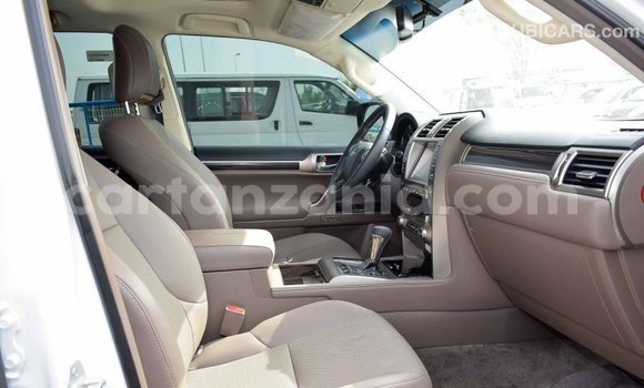 Nunua Imported Lexus GX Nyeupe Gari ndani ya Import - Dubai nchini Arusha Nunua Imported Lexus GX Nyeupe Gari ndani ya Import - Dubai nchini Arusha