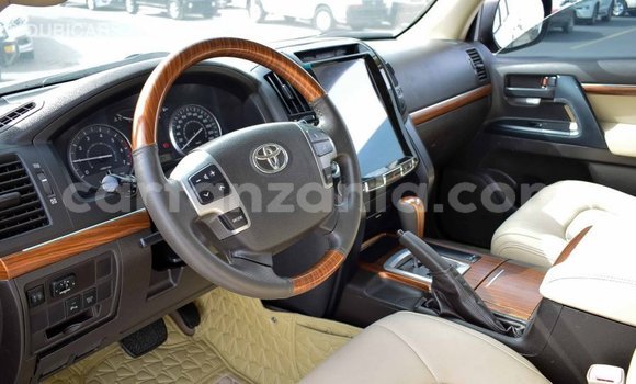 Buy Import Toyota Land Cruiser Other Car in Import - Dubai in Arusha Buy Import Toyota Land Cruiser Other Car in Import - Dubai in Arusha