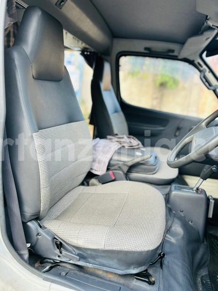 Big with watermark toyota hiace dar es salaam dar es salaam 32845