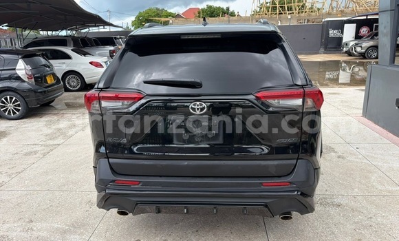 Nunua Imported Toyota RAV4 Nyeusi Gari ndani ya Dar es Salaam nchini Dar es Salaam Nunua Imported Toyota RAV4 Nyeusi Gari ndani ya Dar es Salaam nchini Dar es Salaam