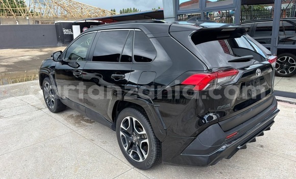 Nunua Imported Toyota RAV4 Nyeusi Gari ndani ya Dar es Salaam nchini Dar es Salaam Nunua Imported Toyota RAV4 Nyeusi Gari ndani ya Dar es Salaam nchini Dar es Salaam