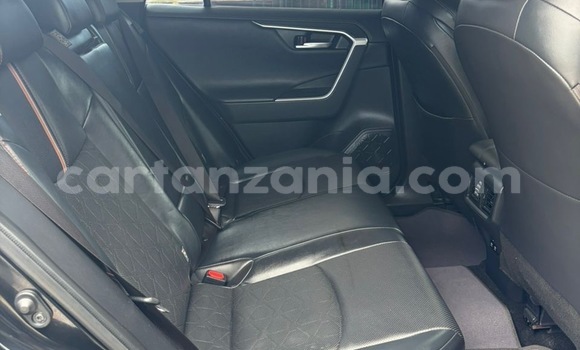 Nunua Imported Toyota RAV4 Nyeusi Gari ndani ya Dar es Salaam nchini Dar es Salaam Nunua Imported Toyota RAV4 Nyeusi Gari ndani ya Dar es Salaam nchini Dar es Salaam