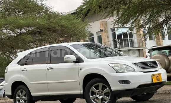 Buy Used Toyota Harrier White Car in Dar es Salaam in Dar es Salaam Buy Used Toyota Harrier White Car in Dar es Salaam in Dar es Salaam