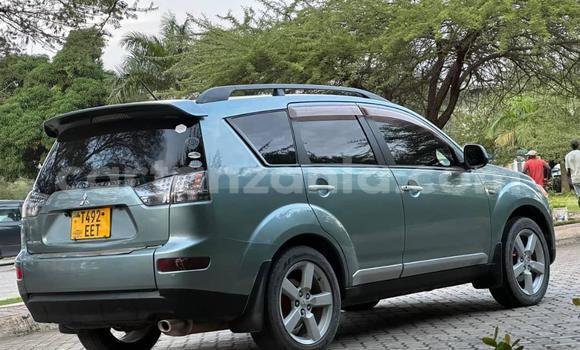 Nunua Ilio tumika Mitsubishi Outlander Bluu Gari ndani ya Dar es Salaam nchini Dar es Salaam Nunua Ilio tumika Mitsubishi Outlander Bluu Gari ndani ya Dar es Salaam nchini Dar es Salaam