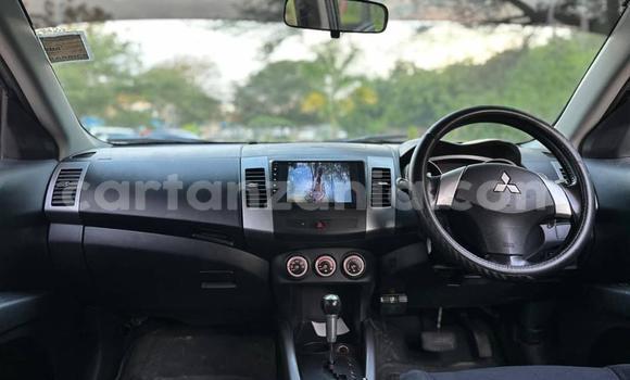 Nunua Ilio tumika Mitsubishi Outlander Bluu Gari ndani ya Dar es Salaam nchini Dar es Salaam Nunua Ilio tumika Mitsubishi Outlander Bluu Gari ndani ya Dar es Salaam nchini Dar es Salaam