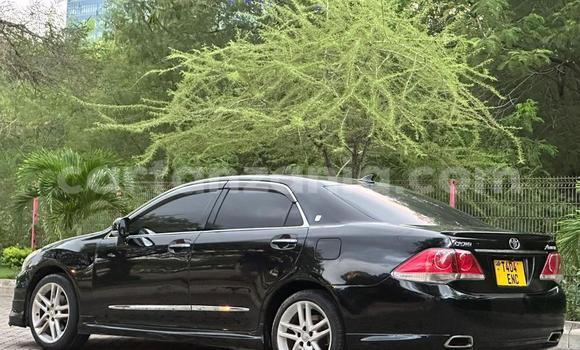Buy Used Toyota Crown Black Car in Dar es Salaam in Dar es Salaam Buy Used Toyota Crown Black Car in Dar es Salaam in Dar es Salaam
