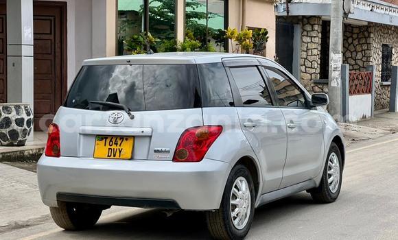 Buy Used Toyota IST Silver Car in Dar es Salaam in Dar es Salaam Buy Used Toyota IST Silver Car in Dar es Salaam in Dar es Salaam