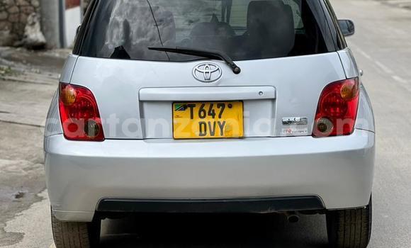 Buy Used Toyota IST Silver Car in Dar es Salaam in Dar es Salaam Buy Used Toyota IST Silver Car in Dar es Salaam in Dar es Salaam