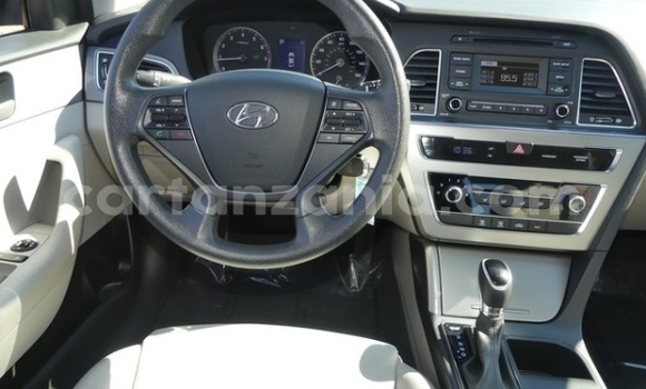 Nunua Ilio tumika Hyundai Sonata Bluu Gari ndani ya Babati Mjini nchini Manyara Nunua Ilio tumika Hyundai Sonata Bluu Gari ndani ya Babati Mjini nchini Manyara