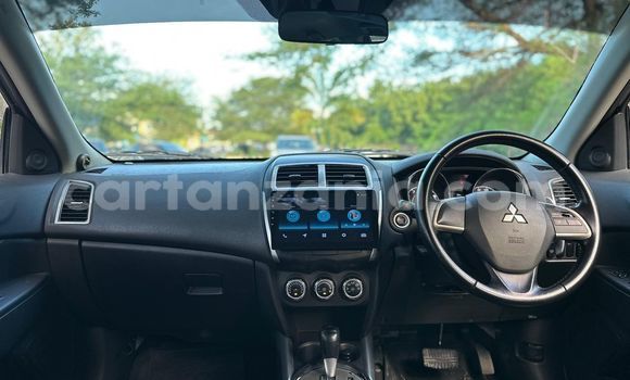 Nunua Ilio tumika Mitsubishi RVR Bluu Gari ndani ya Dar es Salaam nchini Dar es Salaam Nunua Ilio tumika Mitsubishi RVR Bluu Gari ndani ya Dar es Salaam nchini Dar es Salaam