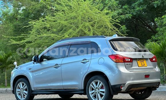 Nunua Ilio tumika Mitsubishi RVR Bluu Gari ndani ya Dar es Salaam nchini Dar es Salaam Nunua Ilio tumika Mitsubishi RVR Bluu Gari ndani ya Dar es Salaam nchini Dar es Salaam