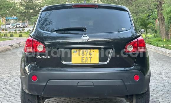 Nunua Ilio tumika Nissan Dualis Nyeusi Gari ndani ya Dar es Salaam nchini Dar es Salaam
