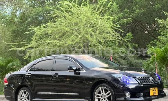 Buy Used Toyota Crown Black Car in Dar es Salaam in Dar es Salaam Buy Used Toyota Crown Black Car in Dar es Salaam in Dar es Salaam