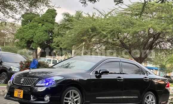 Buy Used Toyota Crown Black Car in Dar es Salaam in Dar es Salaam Buy Used Toyota Crown Black Car in Dar es Salaam in Dar es Salaam