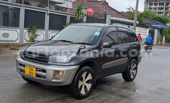 Nunua Ilio tumika Toyota RAV4 Bluu Gari ndani ya Dar es Salaam nchini Dar es Salaam Nunua Ilio tumika Toyota RAV4 Bluu Gari ndani ya Dar es Salaam nchini Dar es Salaam