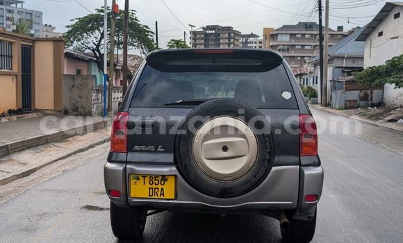 Nunua Ilio tumika Toyota RAV4 Bluu Gari ndani ya Dar es Salaam nchini Dar es Salaam Nunua Ilio tumika Toyota RAV4 Bluu Gari ndani ya Dar es Salaam nchini Dar es Salaam