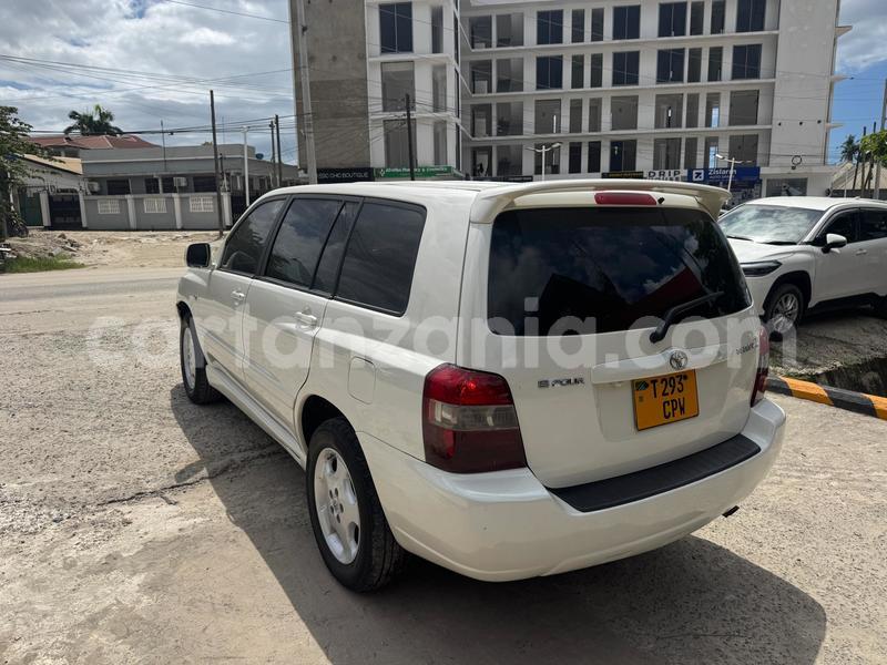 Big with watermark toyota kluger dar es salaam dar es salaam 32900