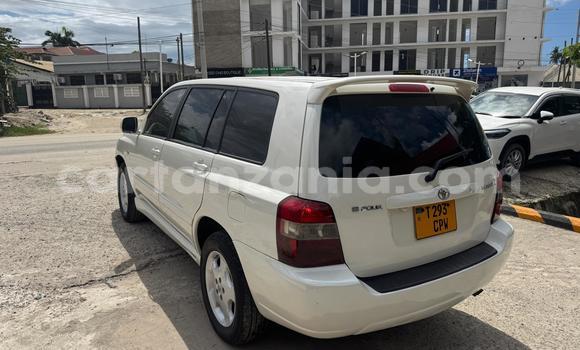 Nunua Ilio tumika Toyota Kluger Nyeupe Gari ndani ya Dar es Salaam nchini Dar es Salaam Nunua Ilio tumika Toyota Kluger Nyeupe Gari ndani ya Dar es Salaam nchini Dar es Salaam