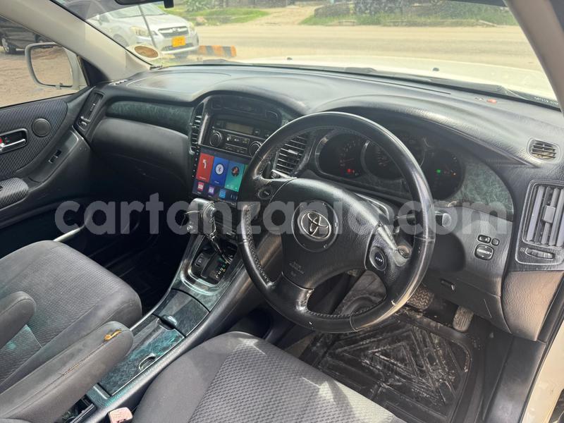 Big with watermark toyota kluger dar es salaam dar es salaam 32900