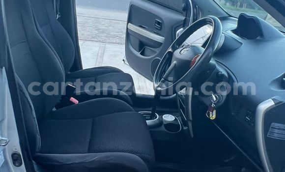 Nunua Ilio tumika Toyota IST Fedha Gari ndani ya Dar es Salaam nchini Dar es Salaam Nunua Ilio tumika Toyota IST Fedha Gari ndani ya Dar es Salaam nchini Dar es Salaam