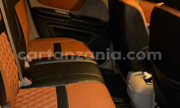 Nunua Ilio tumika Toyota Kluger Fedha Gari ndani ya Dar es Salaam nchini Dar es Salaam Nunua Ilio tumika Toyota Kluger Fedha Gari ndani ya Dar es Salaam nchini Dar es Salaam