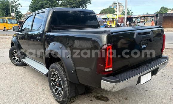 Nunua Imported Toyota Hiluxe Revo Nyeusi Gari ndani ya Dar es Salaam nchini Dar es Salaam Nunua Imported Toyota Hiluxe Revo Nyeusi Gari ndani ya Dar es Salaam nchini Dar es Salaam