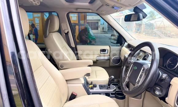 Nunua Imported Land Rover Discovery Nyeusi Gari ndani ya Dar es Salaam nchini Dar es Salaam Nunua Imported Land Rover Discovery Nyeusi Gari ndani ya Dar es Salaam nchini Dar es Salaam