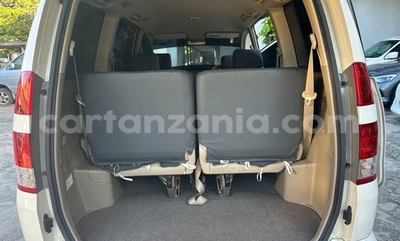 Nunua Ilio tumika Toyota Noah Nyeupe Gari ndani ya Dar es Salaam nchini Dar es Salaam Nunua Ilio tumika Toyota Noah Nyeupe Gari ndani ya Dar es Salaam nchini Dar es Salaam