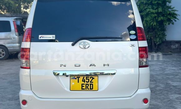Nunua Ilio tumika Toyota Noah Nyeupe Gari ndani ya Dar es Salaam nchini Dar es Salaam Nunua Ilio tumika Toyota Noah Nyeupe Gari ndani ya Dar es Salaam nchini Dar es Salaam
