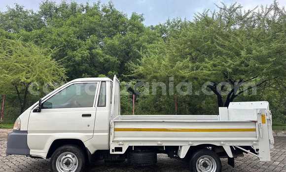 Buy Import Toyota HiAce White Truck in Dar es Salaam in Dar es Salaam Buy Import Toyota HiAce White Truck in Dar es Salaam in Dar es Salaam