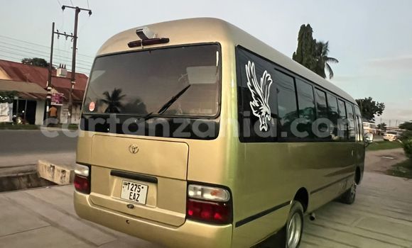 Nunua Ilio tumika Toyota Coaster Nyingine Gari ndani ya Dar es Salaam nchini Dar es Salaam Nunua Ilio tumika Toyota Coaster Nyingine Gari ndani ya Dar es Salaam nchini Dar es Salaam