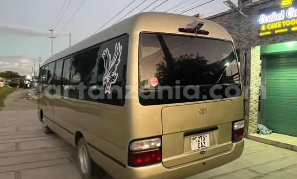 Nunua Ilio tumika Toyota Coaster Nyingine Gari ndani ya Dar es Salaam nchini Dar es Salaam Nunua Ilio tumika Toyota Coaster Nyingine Gari ndani ya Dar es Salaam nchini Dar es Salaam