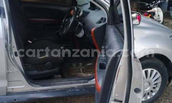 Buy Used Toyota IST Other Car in Dar es Salaam in Dar es Salaam Buy Used Toyota IST Other Car in Dar es Salaam in Dar es Salaam