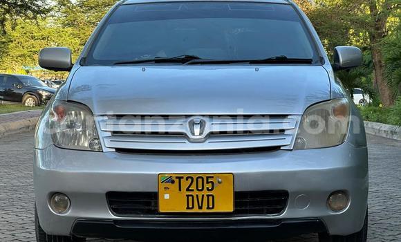 Buy Used Toyota IST Silver Car in Dar es Salaam in Dar es Salaam